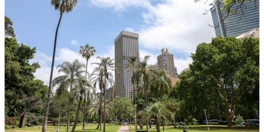 HYDE PARK