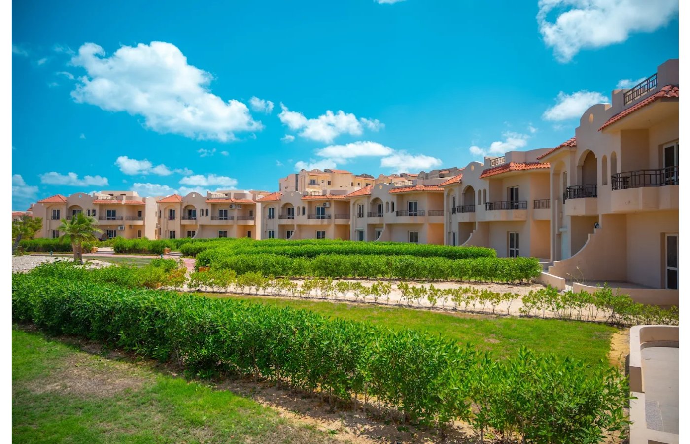 CORAL HILLS